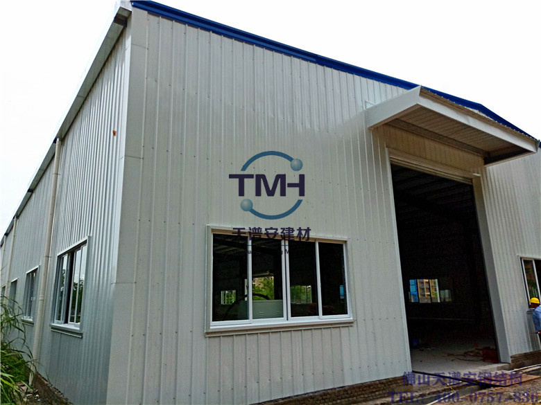 鋼結(jié)構(gòu)廠房