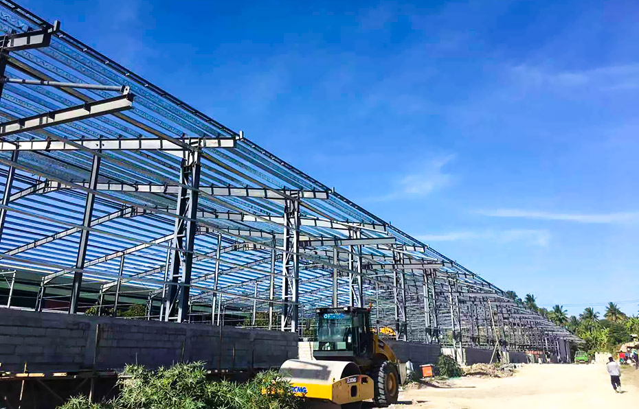外貿(mào)大型鋼結(jié)構(gòu)倉庫工程案例