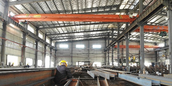 鋼結構廠房如何實現保溫降溫