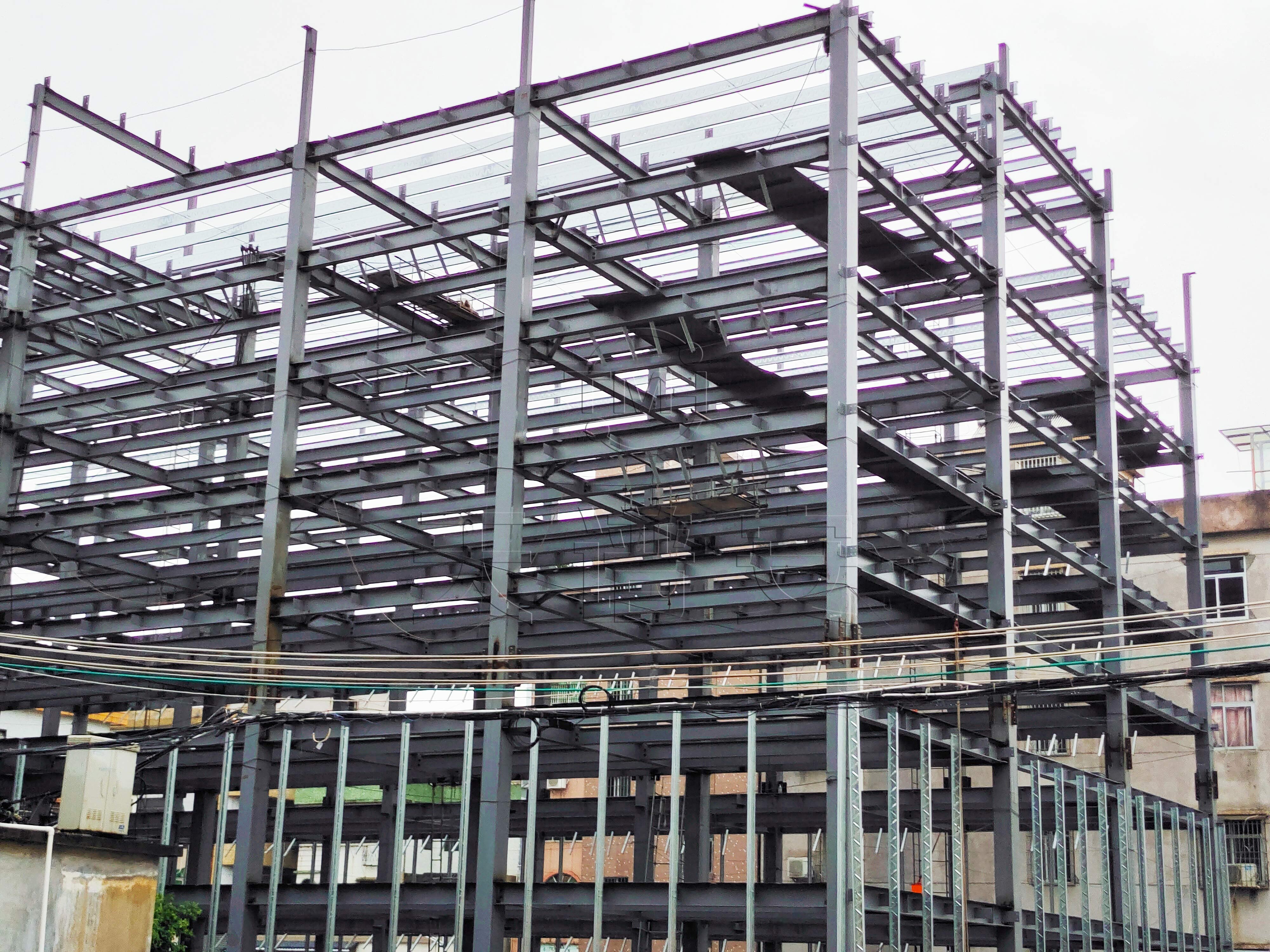 多層鋼結(jié)構(gòu)廠房?jī)?yōu)點(diǎn)在哪