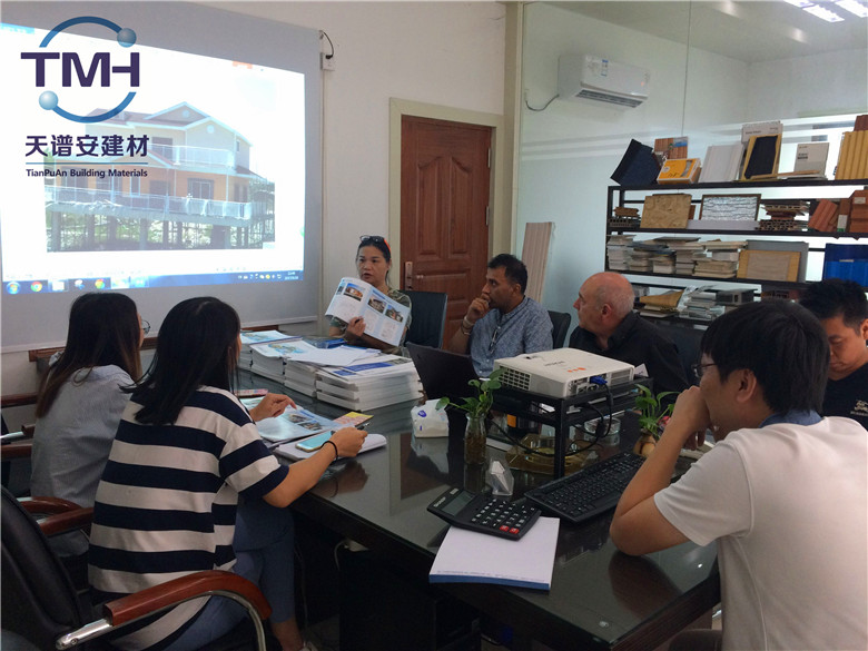 鋼結(jié)構(gòu)出口廠家供應(yīng)