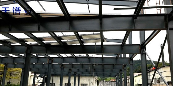 鋼結(jié)構(gòu)閣樓