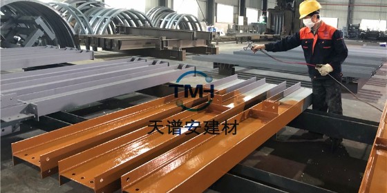 鋼結(jié)構(gòu)